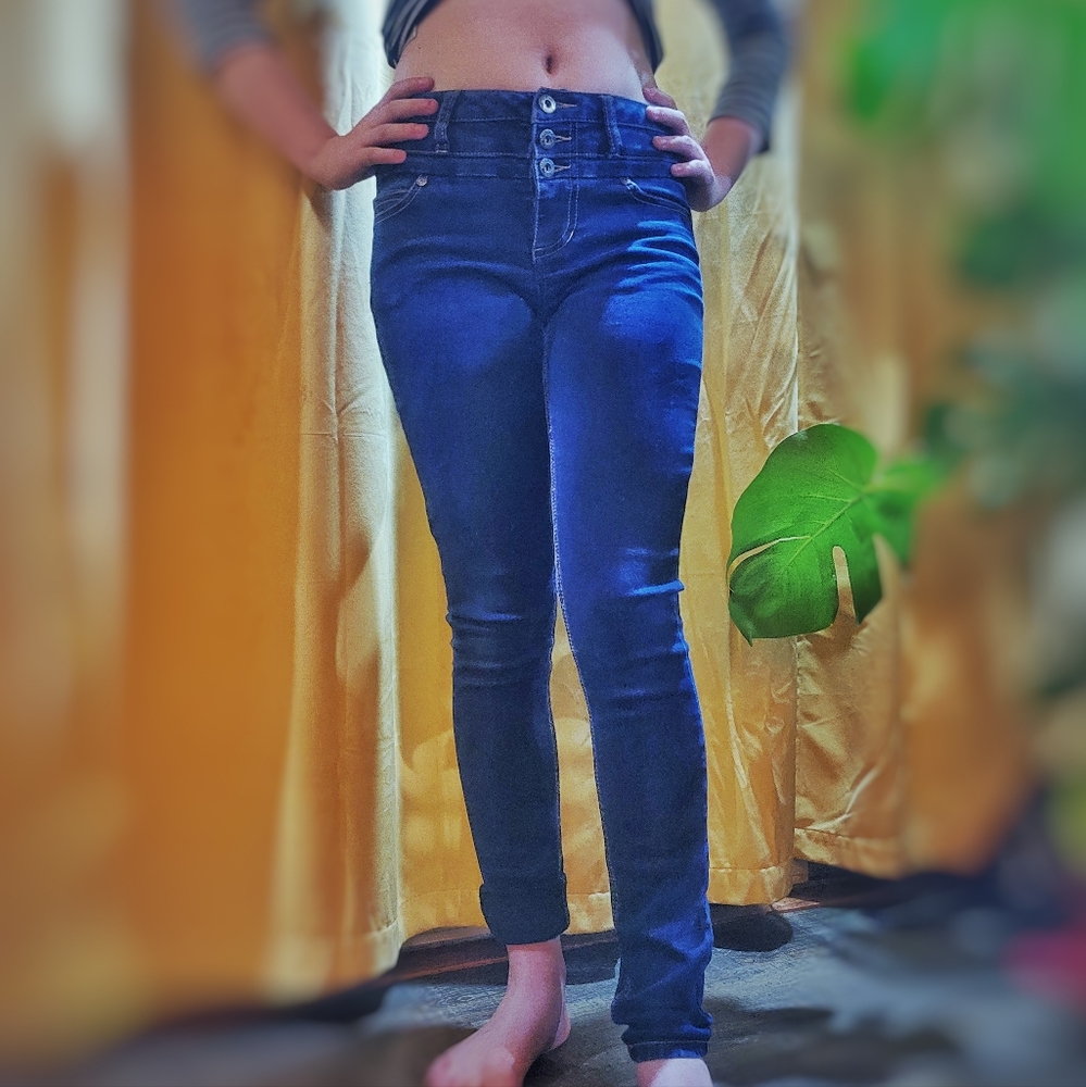 Blue Spice Sz 0 3Button Waist Jeans
